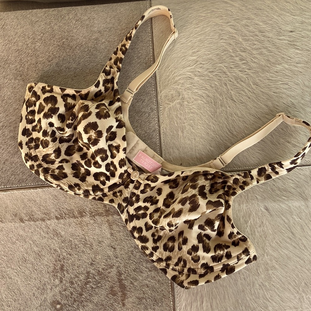 Victoria’s Secret leopard bra. Size 36C